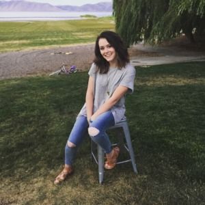 Meet your Posher, Josie